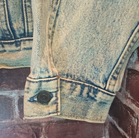 International Denim Vintage Handpainted Jacket - Picture 5 of 10